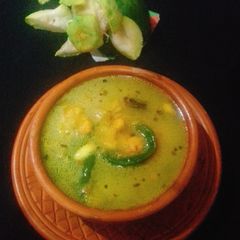A picture of Amrar tok (Hog plum mishmash).