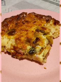Une photo de Quiche sans pâte poireaux, lardons, champignons