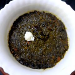 A picture of Green Amarnath leaves sabzi.