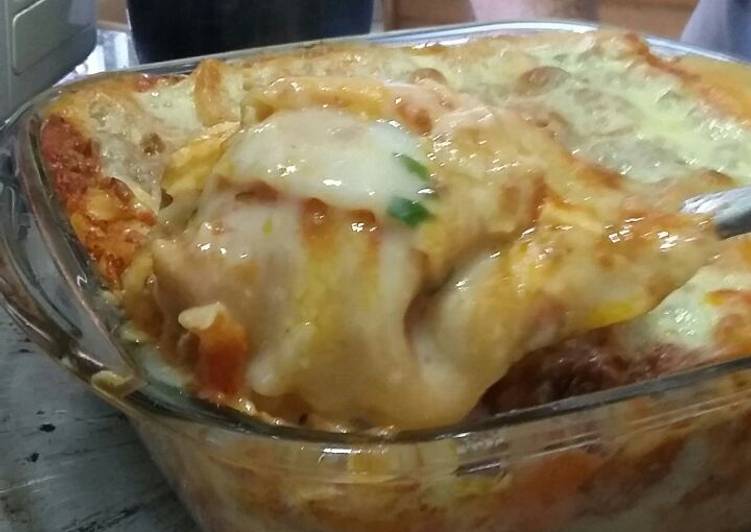 Lasanha ao molho bolonhesa