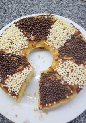 Una foto de Budín de vainilla riquísimo decorado!