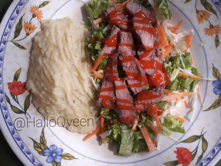 Resep: Salad with Beef Steak and Mashed Potato Simpel
