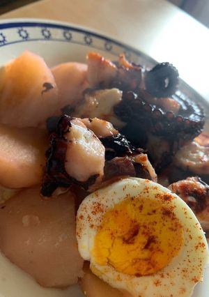 Una foto de Pulpo gallego al estilo de El Bierzo