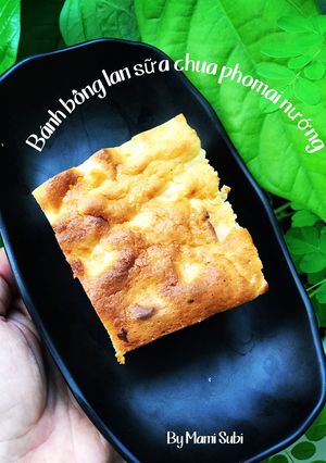 Hình của món Bánh bông lan sữa chua phomai nướng.