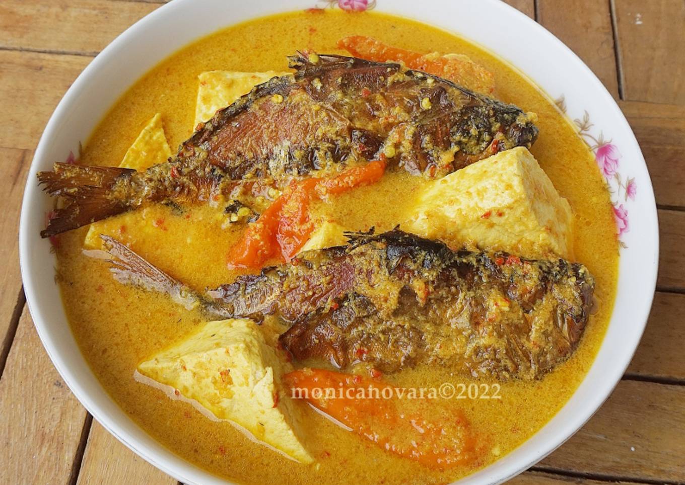 Mangut Ikan Asap