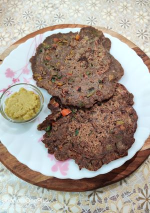 A picture of Buckwheat Pancake or Kuttu Atta Chilla.
