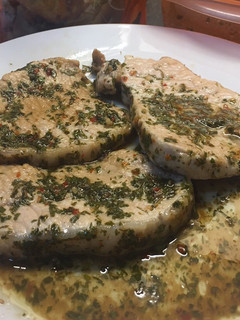 Una foto de Lomo de cerdo con salsa chimichurri 🇦🇷
