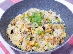 Hình của món Cơm Chiên Xá Bấu Chay.