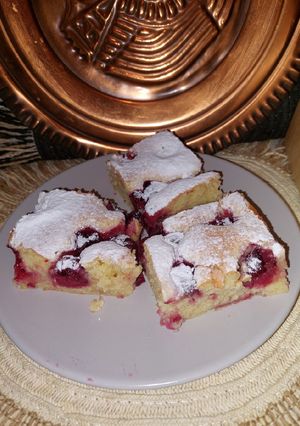 Puha meggyes süti, egyszerű recept fotója