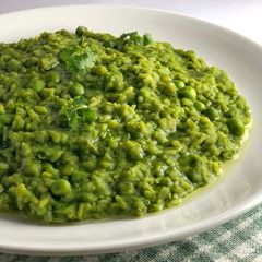 A picture of Palak Khichdi.