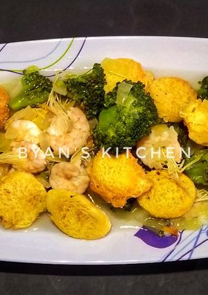 Foto resep Tumis Brokoli + Udang + Tofu