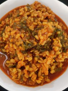 A picture of Palak moong dal.