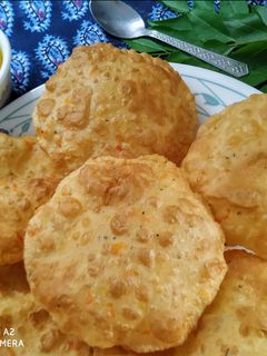 मसाले वाले आलू पूरी (masale wale aloo Puri recipe in Hindi) रेसिपी मुख्य फोटो