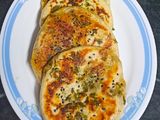 पोटेटो स्टफ्ड कुलचे(potato stuffed kulche recipe in hidni)