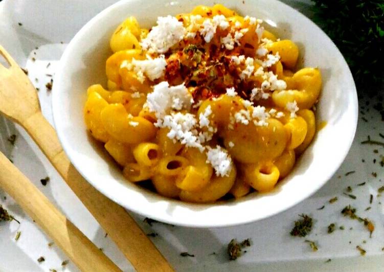 Recipe of Ultimate Macaroni with pumpkin puree