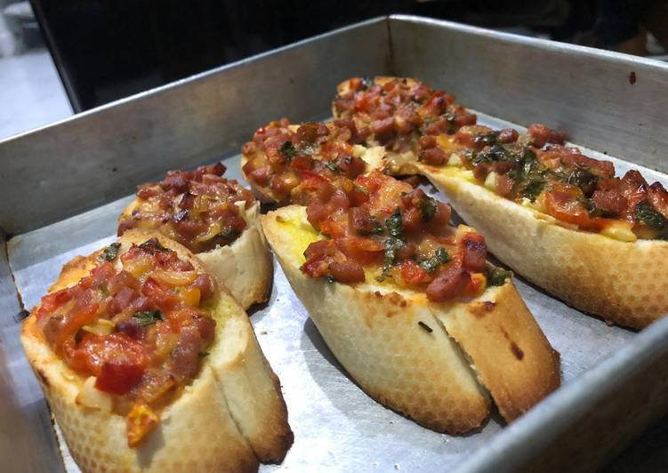 12 Resep: Bruschetta with tomato and beef yang Enak!