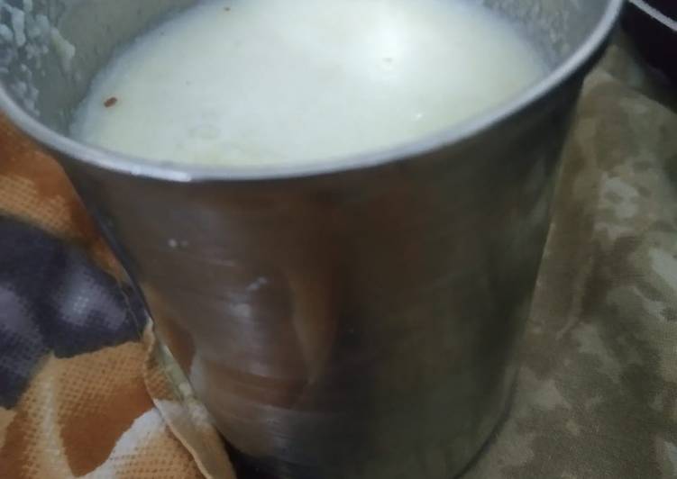 Simple Way to Make Homemade Apple milk shake