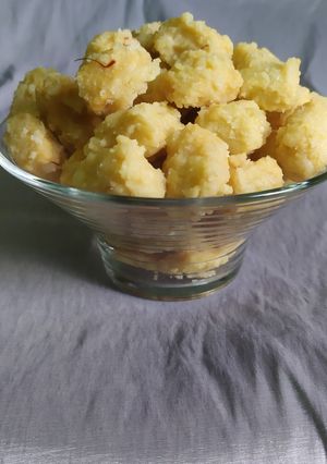 શક્કરપારા (Shakkar Para Recipe In Gujarati) રેસીપી મુખ્ય ફોટો