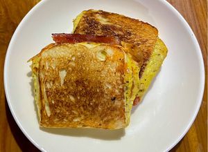 Foto resep Bacon Egg Cheese Sandwich