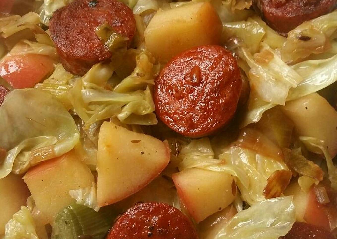 Vickys Sauteed Cabbage with Leek and Apple, GF DF EF SF NF