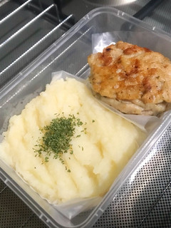 Foto resep Chicken Burger Steak with Mashed Potato
