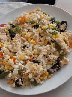 Una foto de Ensalada de pollo