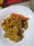 008. Costillas con Garbanzos