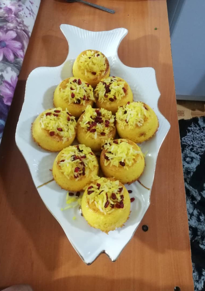 عکسی از دستور تهچین قالبی با گوشت چرخ کرده