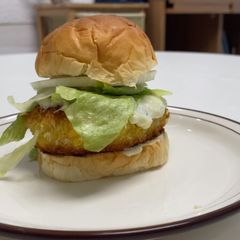 A picture of Wasabi Shrimp Burger.