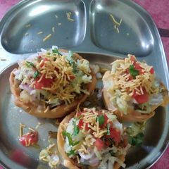 A picture of Katori chaat.