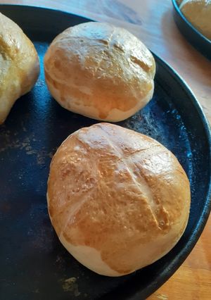 Una foto de Pan casero con harina pureza