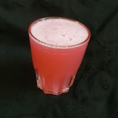 A picture of Guava mocktail.