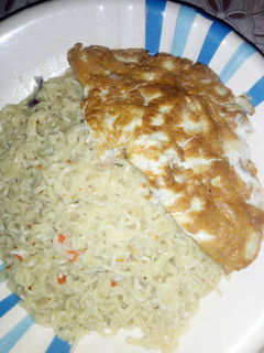 A picture of Indomie and fried egg.