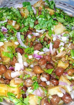 A picture of Memoni Black Chickpea And Potato Chaat.