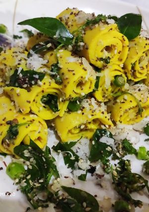A picture of Gujarati Khandvi.