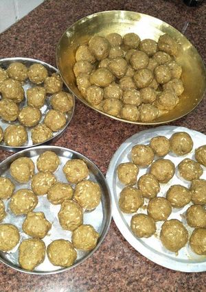 A picture of Punjabi pinni.