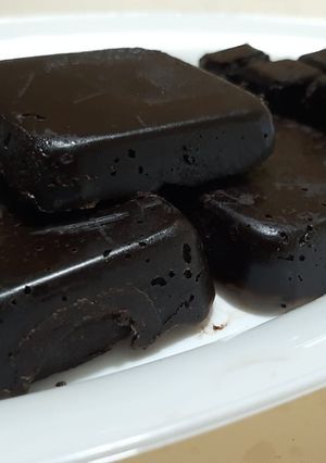 صورة لوصفة الشوكولا الداكنة الصلبة