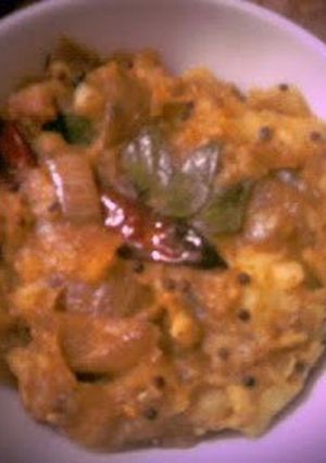 A picture of Yummy potato kurma.