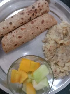 जीरा आलू (jeera aloo recipe in Hindi) रेसिपी मुख्य फोटो