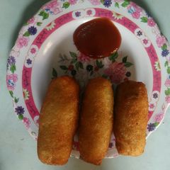 A picture of Bread roll.