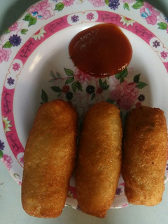 A picture of Bread roll.
