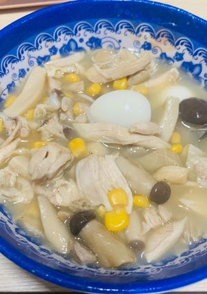Hình của món Soup gà đơn giản.