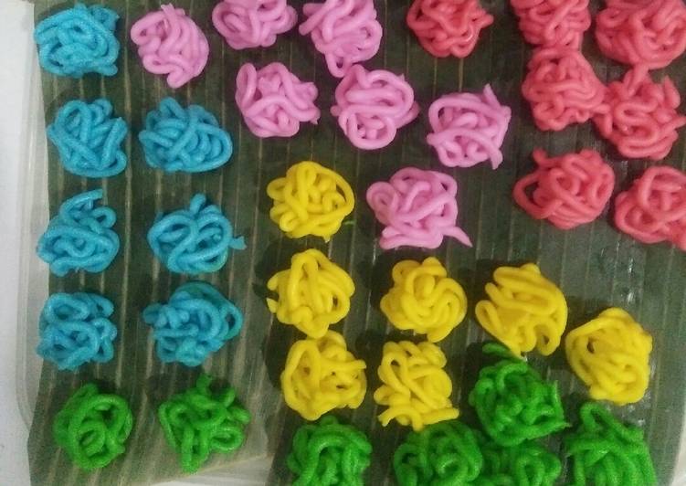 Cara membuat Putu mayang rainbow kue rumahan simple