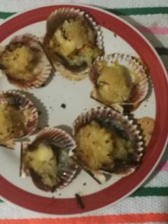 Una foto de Vieiras al horno (sin tanto jamón y tomate)