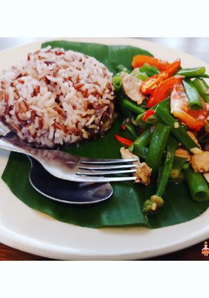 รูปของ ผัดดอกต้นหอม,,,🐷🍅🍛🍅🐷