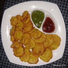 A picture of Aloo pakoda.