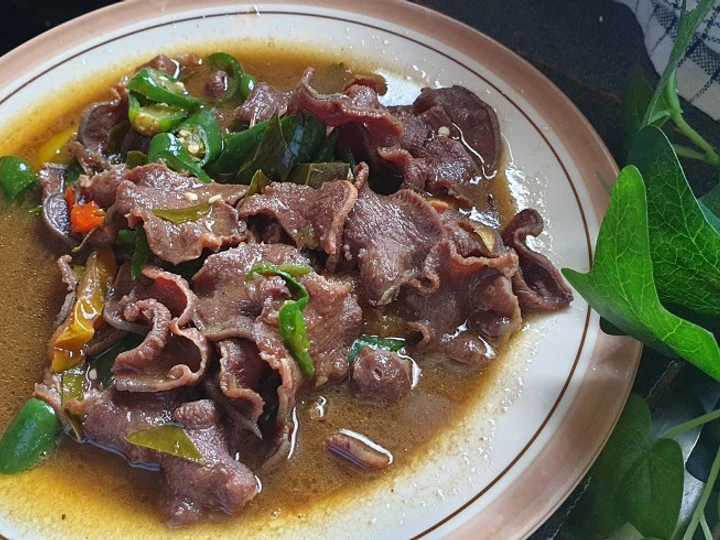 Cara Gampang Membuat Resep Tumis lidah sapi cabai ijo yang Menggugah Selera Anti Ribet, Lezat Sekali