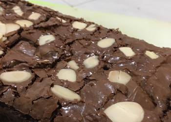 Cara Memasak Cepat Brownies (part II) Shiny &amp;amp; Glowing ✨ Praktis Enak