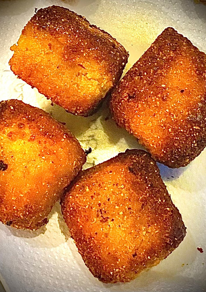 Una foto de Croquetas de Sobrasada Mallorquina y Queso Idiazábal