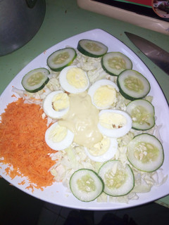 A picture of Easy salad.